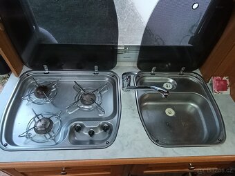 Prodám obytný vůz Fiat Ducato r.v.2000 - 12