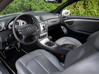 Mercedes-Benz CLK 220 CDI AVANTGARDE - 12