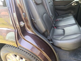 Nissan pathfinder 3.0 - 12