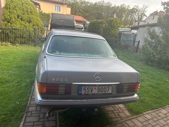 Mercedes-Benz 126 /300 D - 12