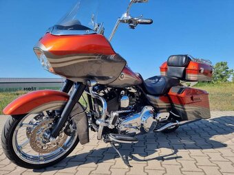Harley davidson road glide - 12
