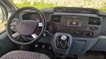 FORD TRANSIT TOURNEO - Spolehlivý společník na cesty s vesta - 12