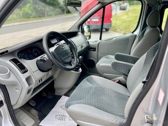 Nissan Primastar 2.5 dCI 8 míst - 12