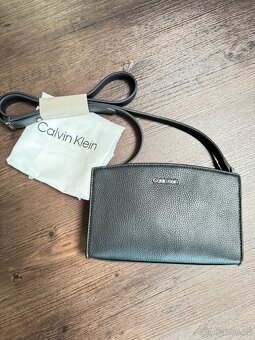 Crossbody kabelka - 12