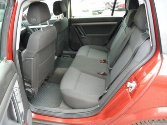 Opel Vectra 1,9 CDTI SW Málo km - 12