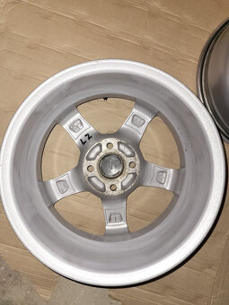 Alu Kola Dezent 15' 4x100, Et44 Renault - 12