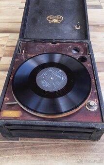 Prodám americký gramofon od Columbia na kliku . - 12
