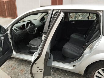 Prodám Renault Megane 1.4i 16V 72Kw r.v.2007 - 12