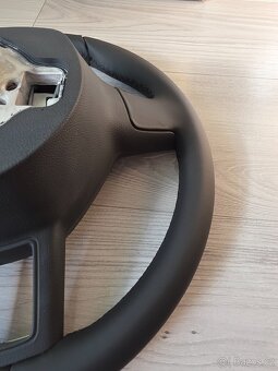 Nový kožený volant Škoda Scout - 12