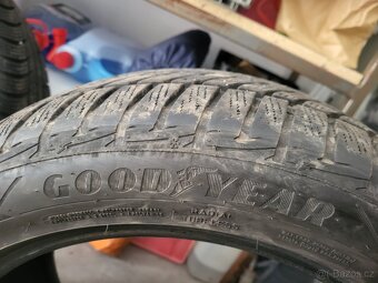 Zimní pneu 225 50 17 - 12