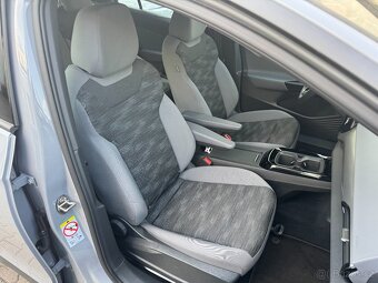 VW ID.4 Full LED Navigace Park. senz. 38tkm DAB ACC Isofuix - 12