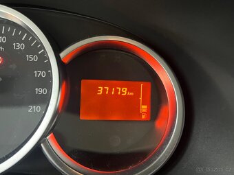 Dacia Lodgy 1.3 TCe 70kW - 12