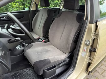 Citroen C4, 1,4i 16v 65kW, 119tkm, ČR 3/2007, 1.majitel - 12