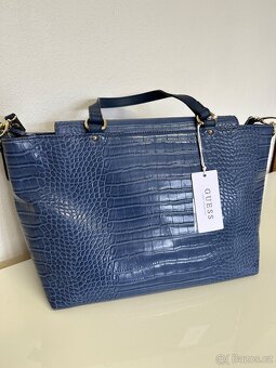 Kabelka Guess Antilla Top Handle Flap - 12