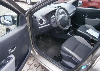 Renault Clio 1.2i 55kw,klima benzín manuál 55 kw - 12