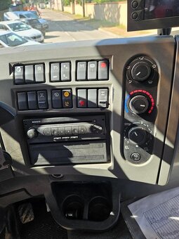 Dvoustranných sklápěč Renault KERAX dxi - 12