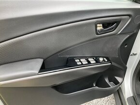Ssangyong XLV - Grand Tivoli - 12