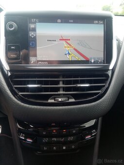 Peugeot 2008 GT LINE 1,2 81kw, NAVIGACE - 12