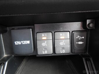 Prodám Toyotu Auris 1.4 D-4D RV-04/2018 Naj-102tis km - 12