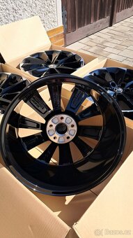 Nová alu Škoda SUPERNOVA 19" černé - 12