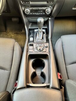 Mazda 3, 2.0 AT Revolution G120 - 12
