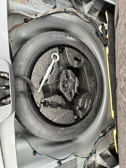 Volvo V70 2.4 D5 5VÁLEC AUTOMAT SENZORY TAŽNÉ SERVISKA - 12