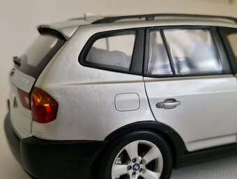 predam bmw x3 1:18 - 12