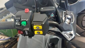 Can am Outlander 1000 max Rotax ABS - 12