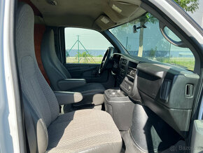 Chevrolet Express AWD 5.3 V8, 4x4, 2013, 83 000 km, 5 míst - 12