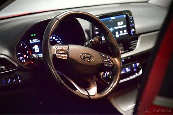 HYUNDAI i30 kombi 1.4 T-GDI DCT All Inclusive - 12