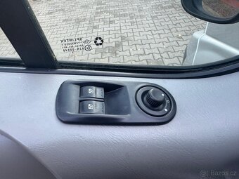 RENAULT TRAFIC 2.5DCI 107KW LONG 5 MÍST R.V.2010 - 12