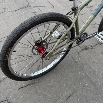 Dirt Ravo Arsenal 2007 - 12