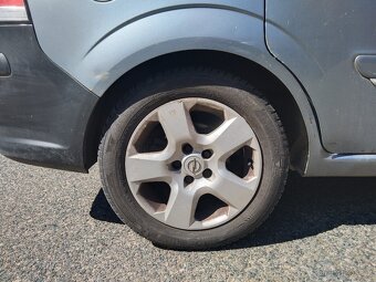 Opel Zafira 2006 - 12