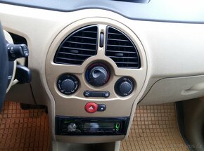 Renault Modus, 1.6i 82kW - 12