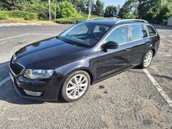 Škoda Octavia 2.0Tdi 110kw ELEGANCE Combi - 12