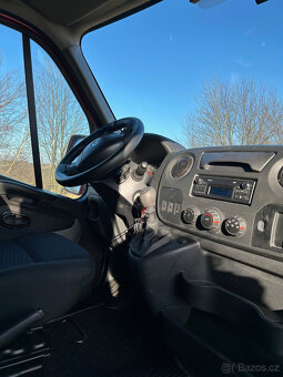 RENAULT MASTER 2,3 l prepravnik na kone - 12