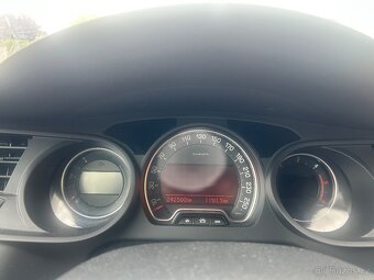 Citroën C5 1.6HDi 80Kw COMBI / TAŽNÝ / NOVÁ STK - 12