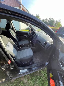 Ford fusion 1.6 TDCi 66 kw - 12