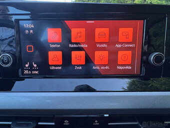 GOLF VIII 1.5TSI 96kW LIFE ACC KAMERA LED KOUPENO V ČR DPH - 12