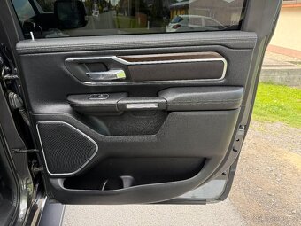 DODGE RAM 1500 LARAMIE LONGBED 6MÍST - 12