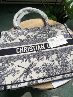 Christian Dior tote book medium size - 12