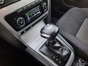 Octavia 2 facelift, DSG, VÝBAVA, NOVÁ STK - 12