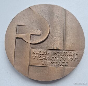 Medaile Vítkovické Železárny Klementa Gottwalda - 12