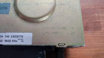 Retro autorádio SANYO - kazetový přehrávač AM - plně funkční - 12