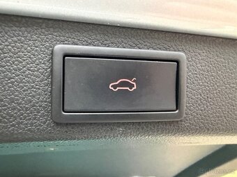 Škoda Superb 2.0 TDI 110kW DSG Virtual - 12