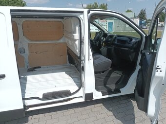 Opel Vivaro Van 1.6 BiTurbo CDTI L2H1 - 12