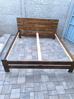 Prodám manželskou postel 180cm x 200cm - 12
