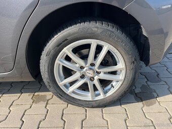 Toyota Auris 2.0D - 12
