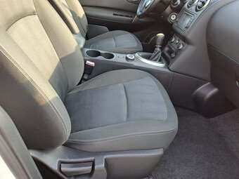 Nissan Qashqai 2.0 dCi Connect Navi 4x4 - 12
