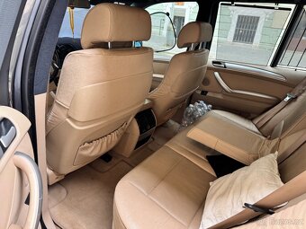 BMW X5 4.4 i 169000 km. 2002 - 12